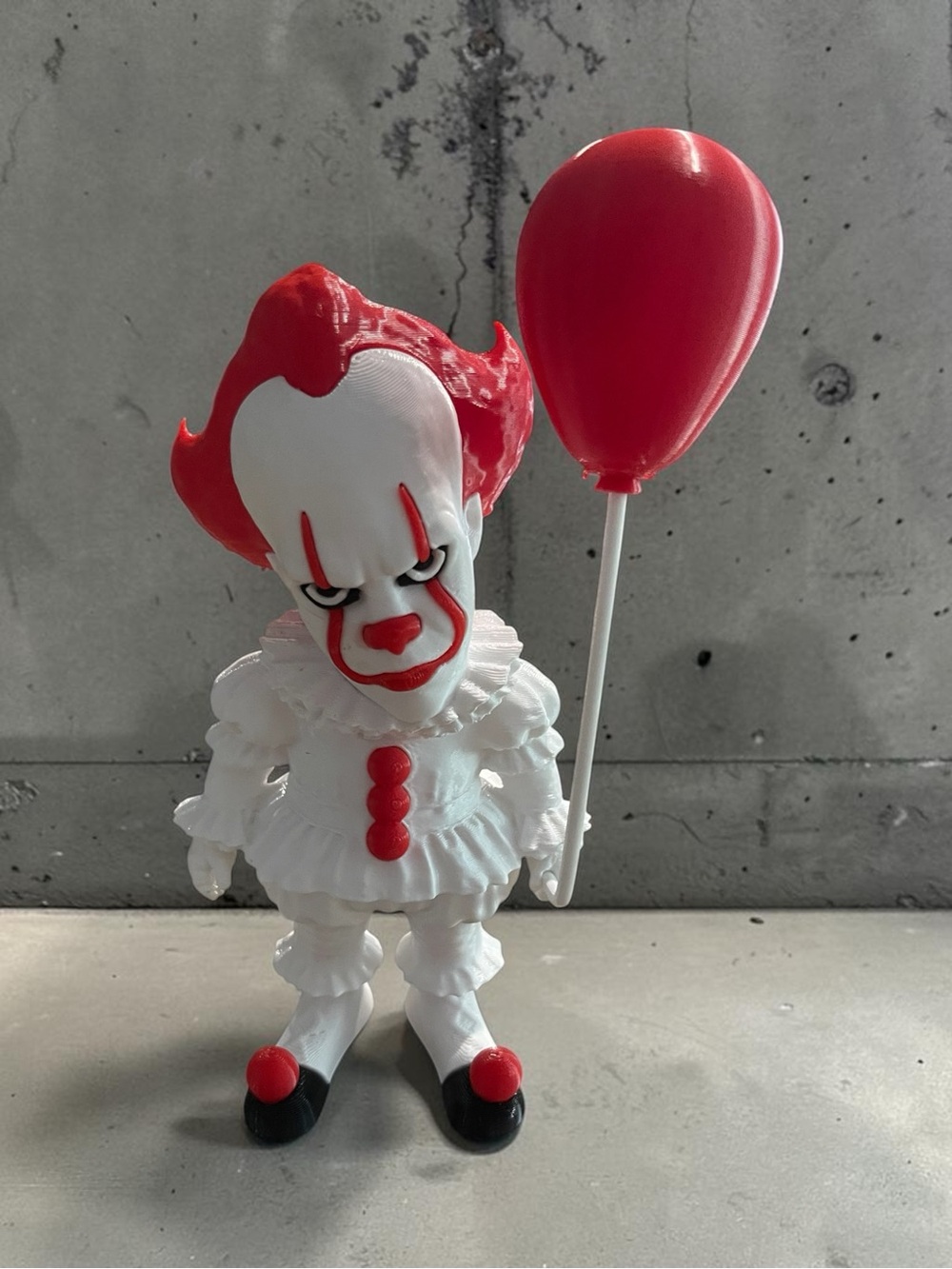 3D Printed Pennywise Figure with Balloon – Approximately 5” Tall